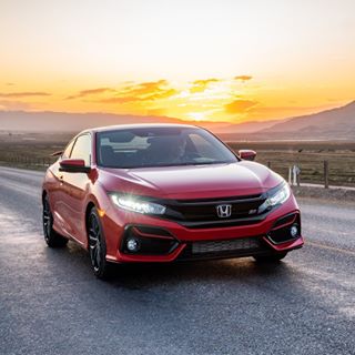 The redesigned 2020 #CivicSi is here. Heat up your commute with more responsive acceleration and new 18-inch alloy wheels.
