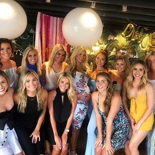 Cheers to this New Baby Momma!🥂🤰
•
•
•
Who’s Next?! - Let’s make your next personal event Stellar!