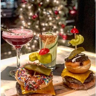 This season don’t count calories count memories! #happyholidays #donutburger