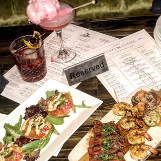Come try our new holiday menu, specials every night of the week. #welcome #barstellar #dinnerdate #happyholidays #craft #scratchkitchen