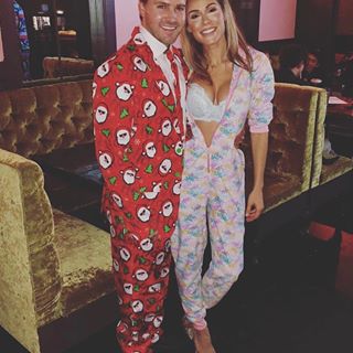 Happy holidays to all those #lovebirds
