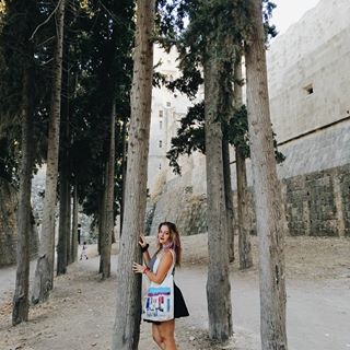 #czechgirl#rhodos#rhodes#sun#summer#tattooedgirl#tattoogirl#ddyedhair#palms#bluesky##curvygirl#chubbygirl#tree#sunglasses#darklipstick#darklips