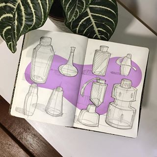 Bottle sketches 
•
•
•
•
•
#idsketching #freehand #idsketch #diseño #sketchbook #id #bottle #water #fitness #industrialdesign #productdesign #sketchaday #designsketch #instasketch #designsketching #sketch #illustration #inspiration #productdesignsketch #art #draw #drawing #desenho #desenhar #pendraw