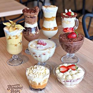 Pick any two  of these delicious desserts.
Tag your ️ friends.
By  @browniebrosbr .
#grubzone