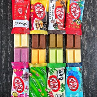 Japanese Kitkats  Which flavor would you try first?
Top : Sake, Red Bean, Tea, Apple.
Bottom : Ube, Hokkaido Melon, Wasabi & Raisin Whiskey.
Tag your  friends.
By  @dailyfoodfeed .
#grubzone
