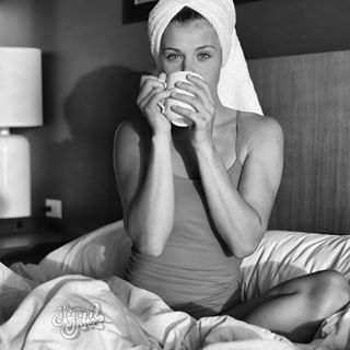 Coffee in the morning... ️
Rocking out some shoots with one of the very best @your_momme
Epic shoot, to say the least. Give her a follow and keep up with what we got coming up next 